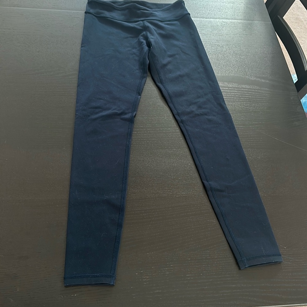 Ivivva girls, reversible, navy leggings, same print on both sides just navy.